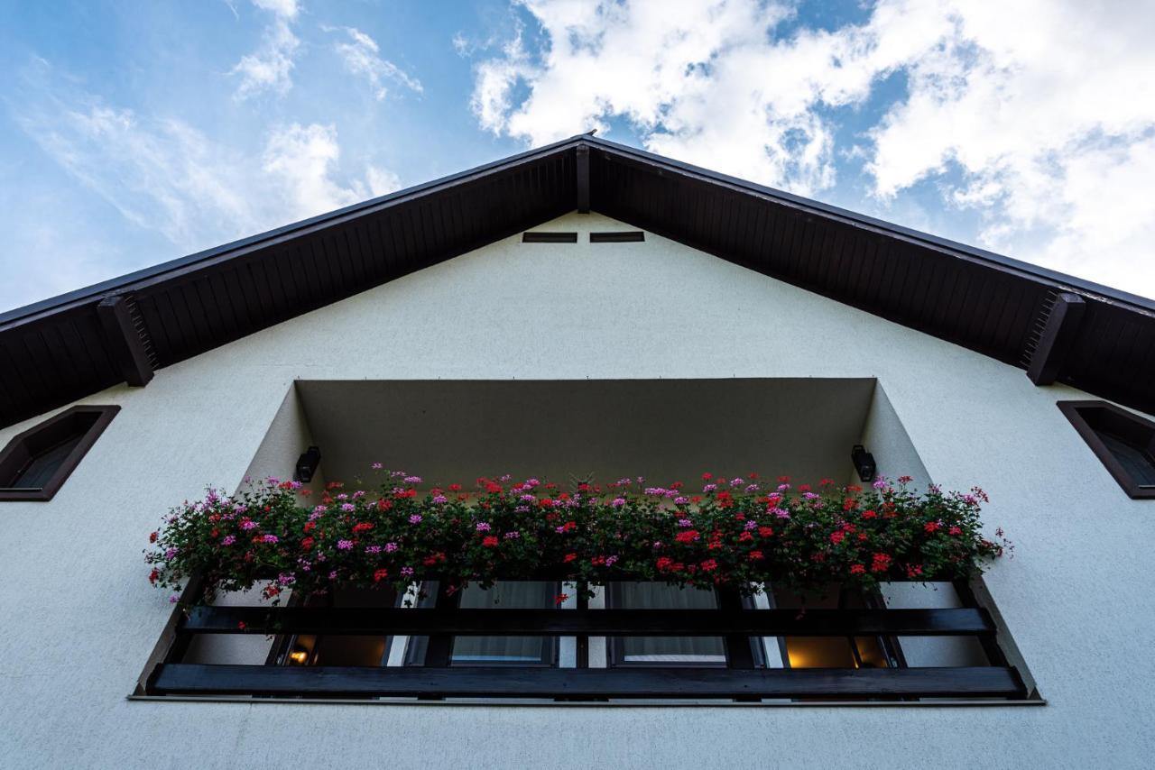 K'Raman Hotell Râmnicu Vâlcea Exteriör bild