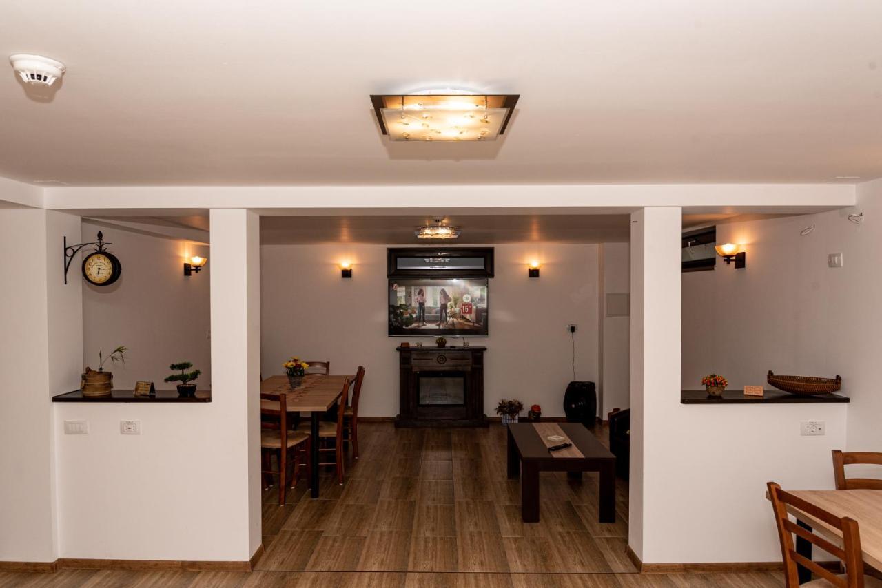 K'Raman Hotell Râmnicu Vâlcea Exteriör bild